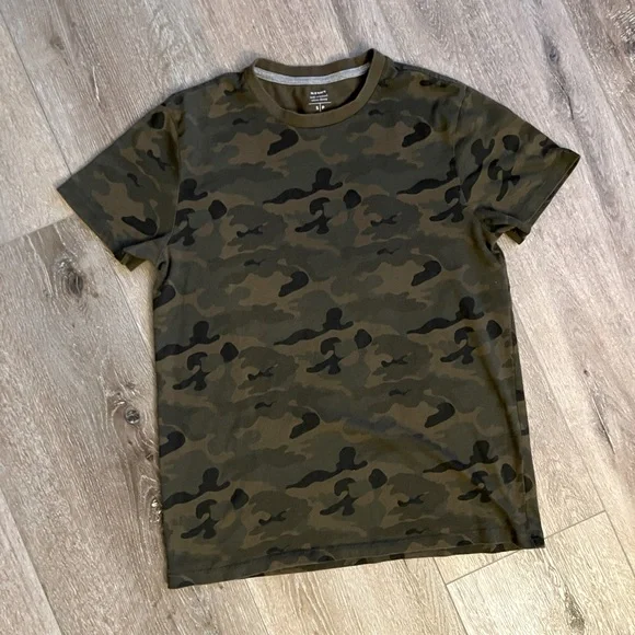 SOLD🚨Unisex Old Navy Camo Soft Washed Crew Tee Cotton Adult Sz S - Picture 4 of 6